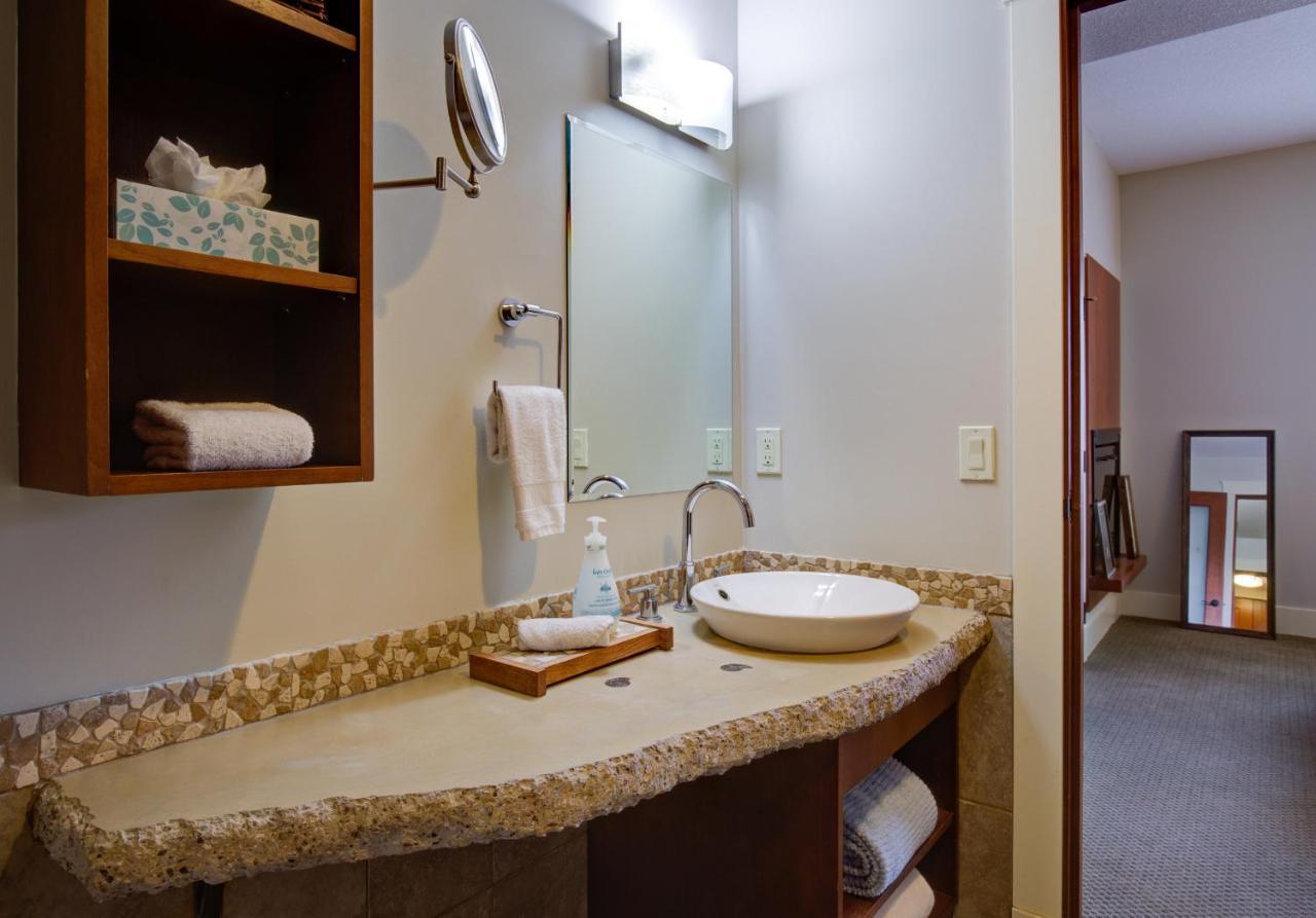 Misty Mountain- Premium 2 Bedroom Mountain View Canmore Kültér fotó